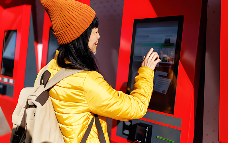 Outdoor VTM-Monitors – Touch, Openframe, Industrial