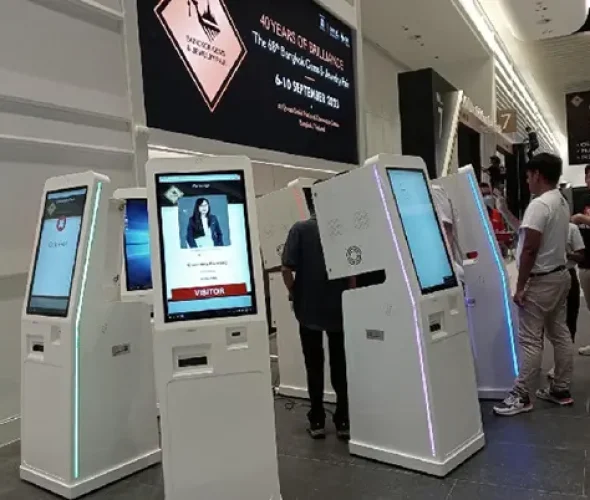 Homepage-Monitors – Touch, Openframe, Industrial